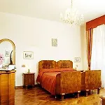 Hotel Albertina 2*
