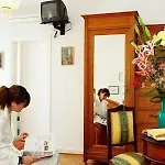 Albertina Hotel 2*