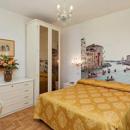 Albertina Отель