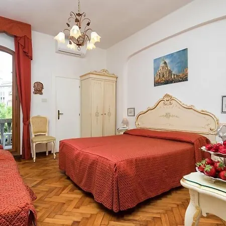 Albertina Отель 2*