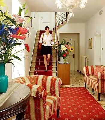 Albertina Hotel