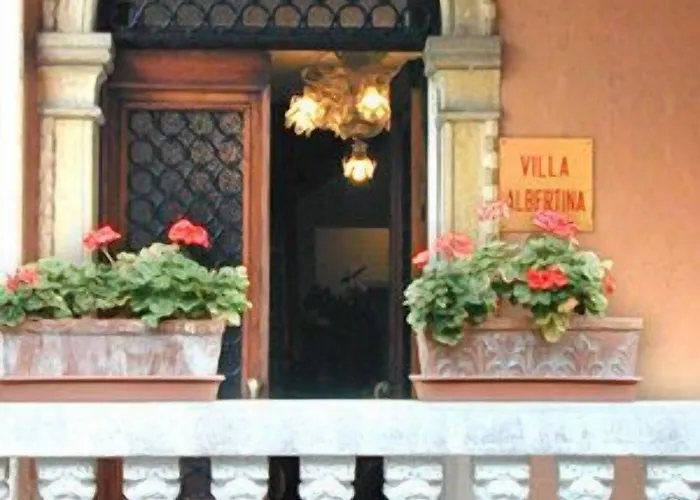 Otel Albertina Venedik-Lido